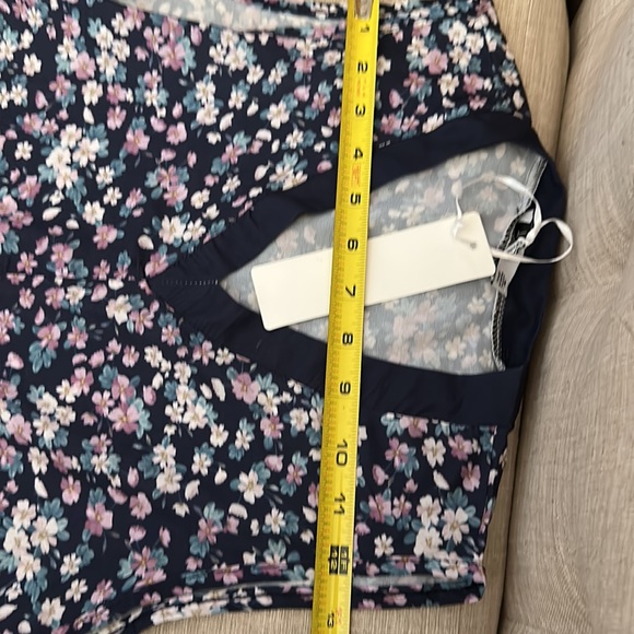 NWOT Aimee - Navy & Lavender Floral Tie-Front V-Neck Sleeveless Top - Women - Picture 3 of 5